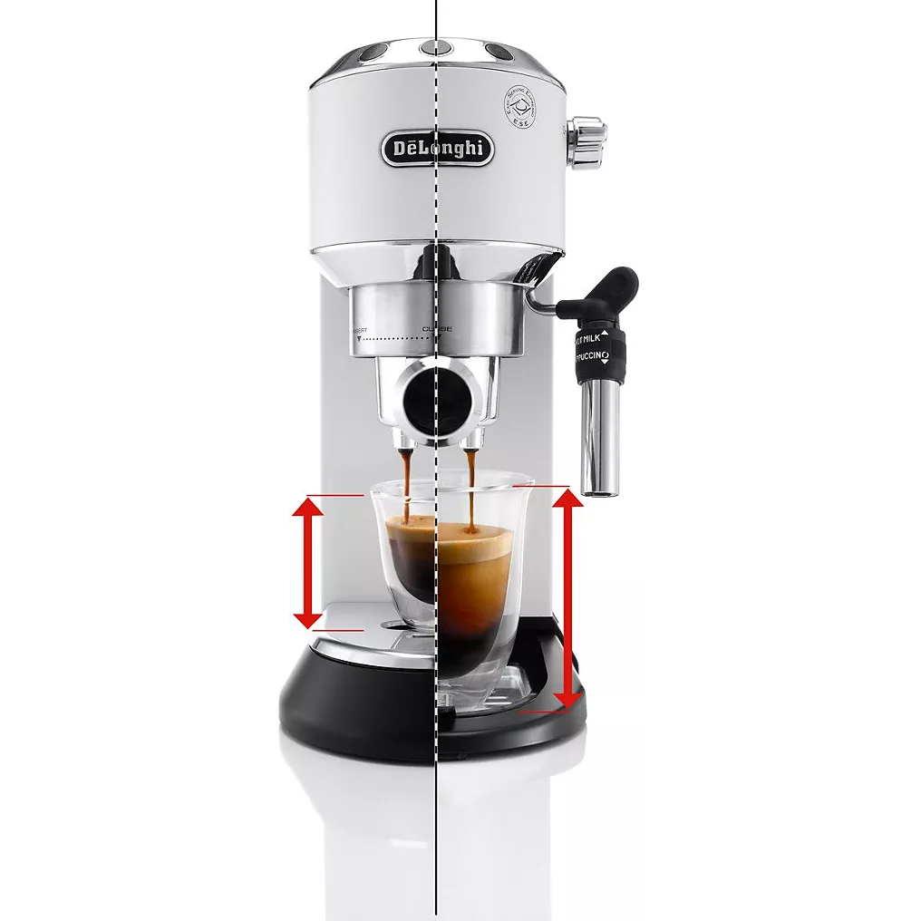 Machine expresso traditionnelle Dedica Style EC695